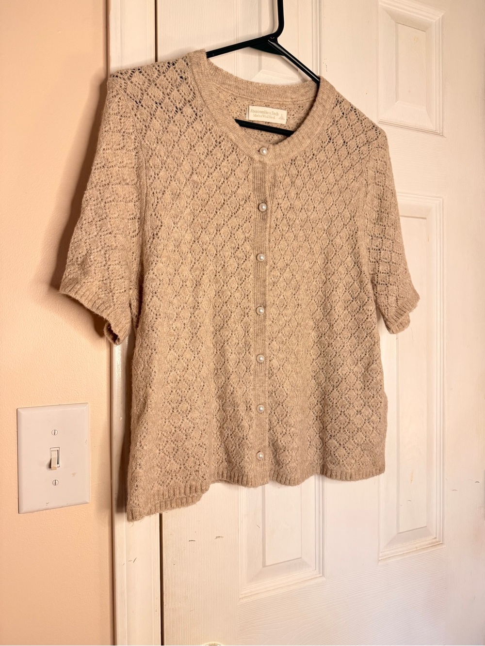 Abercrombie & Fitch Beige Openwork Short-Sleeve Button Cardigan Pearl Buttons